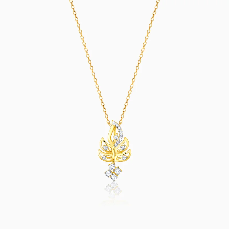 Gold Leafy Grace Diamond Pendant