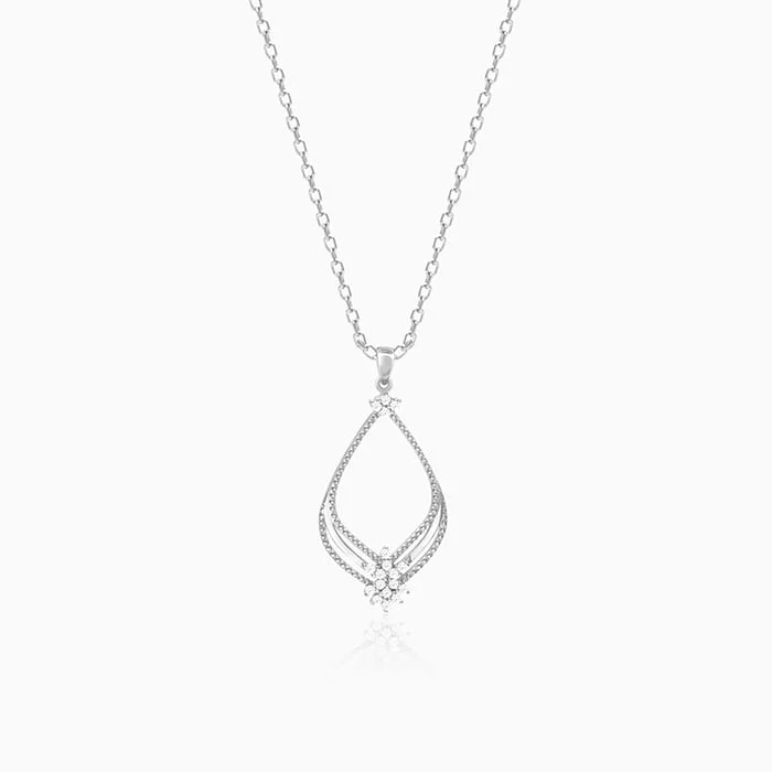 Silver Princess Pendant With Link Chain